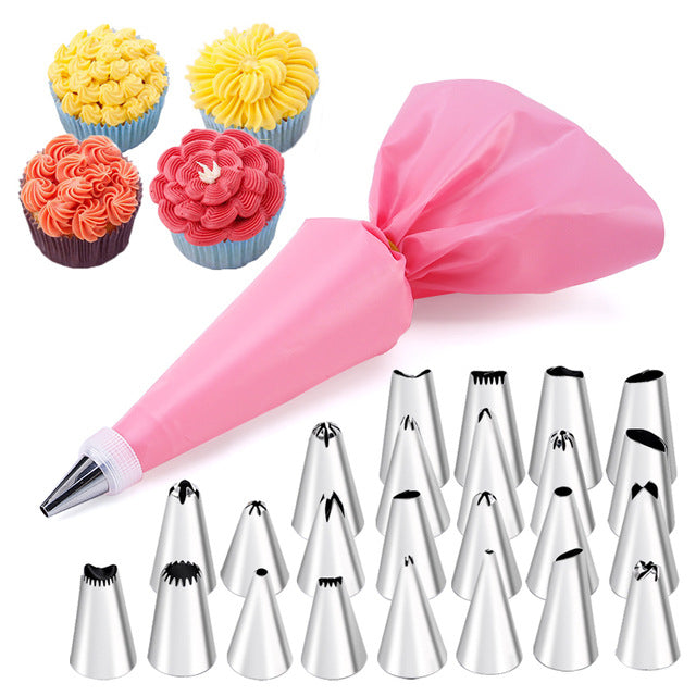 14-Piece Cake Decorating Set