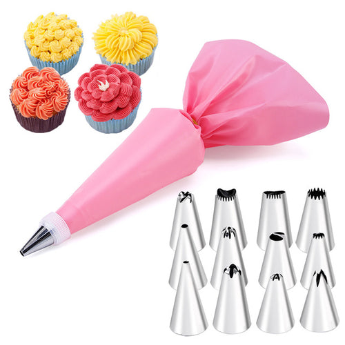 14-Piece Cake Decorating Set