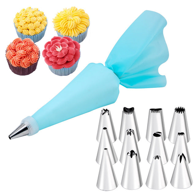 14-Piece Cake Decorating Set