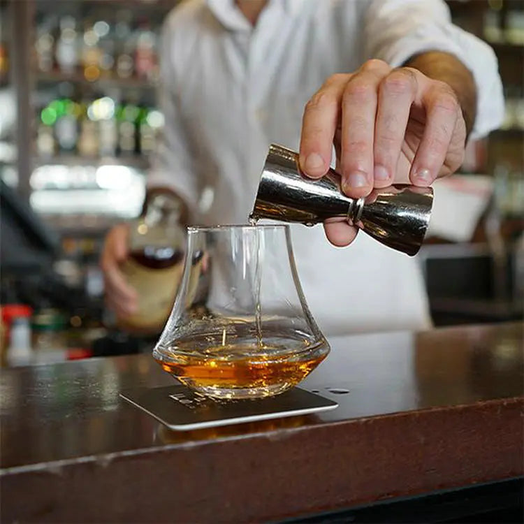 Elegant Crystal Whiskey Tumbler